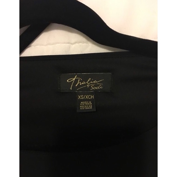 Dress - Picture 3 of 4